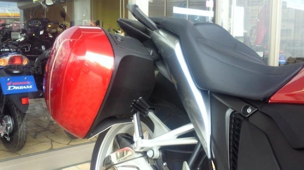 HONDA VFR1200F SC63 純正パニアケース はさまっ 黒
