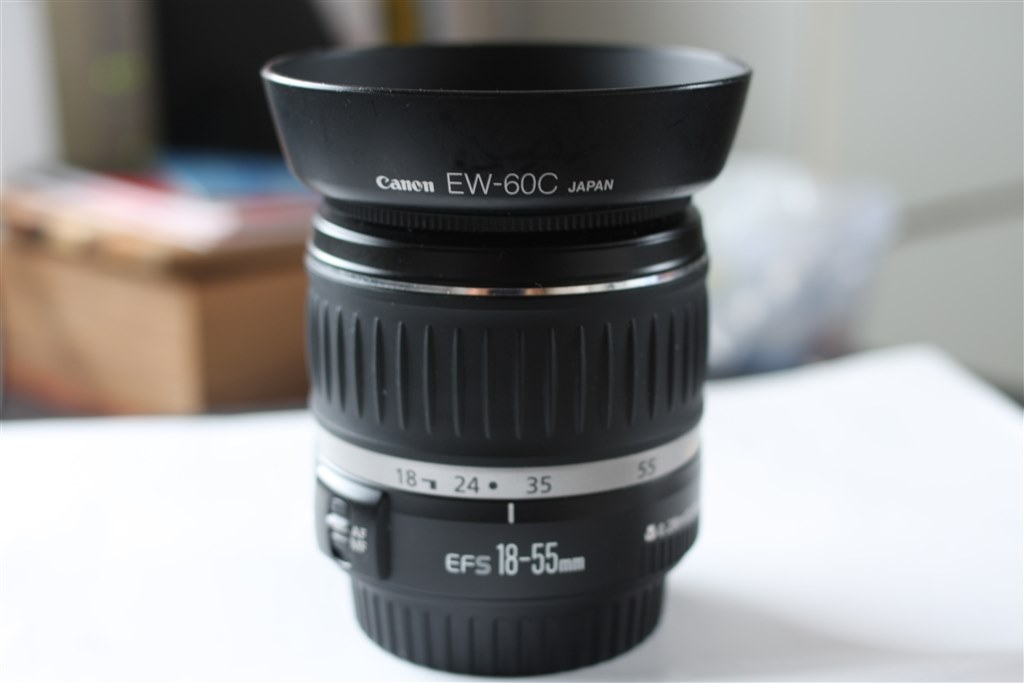 Canon EF-S レンズ 18-55mm F3.5-5.6 II USMある